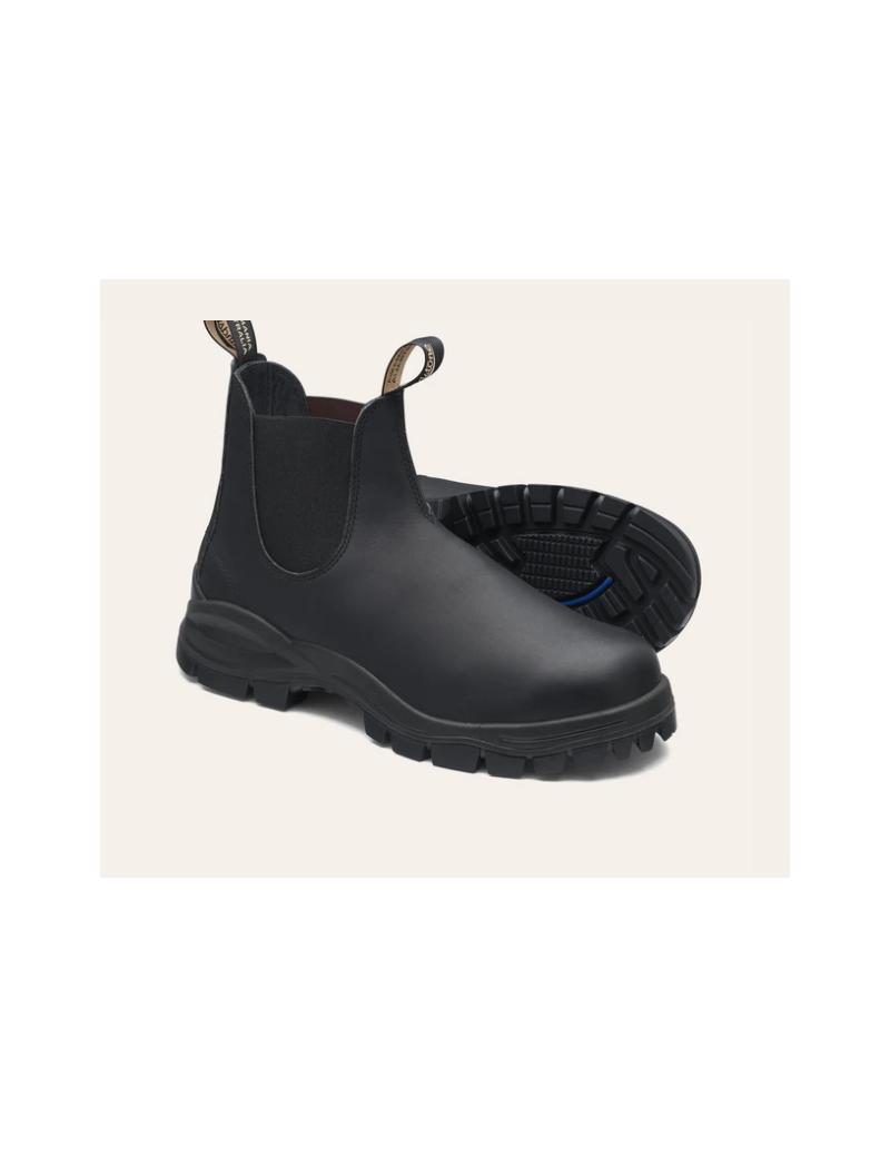 2240 BLACK LEATHER BLUNDSTONE