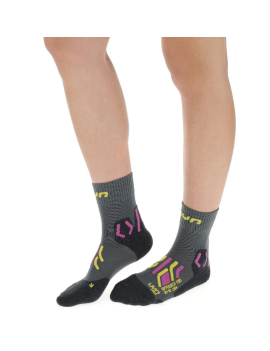 W. TREKKING APPROACH MID SOCKS UYN